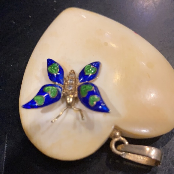 Ivory Heart w Butterfly Enamel Diamond 14k Pendant - Picture 3 of 11